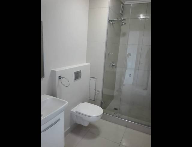 2 BEDROOM APARTMENT FOR SALE IN UMHLANGA RIDGE